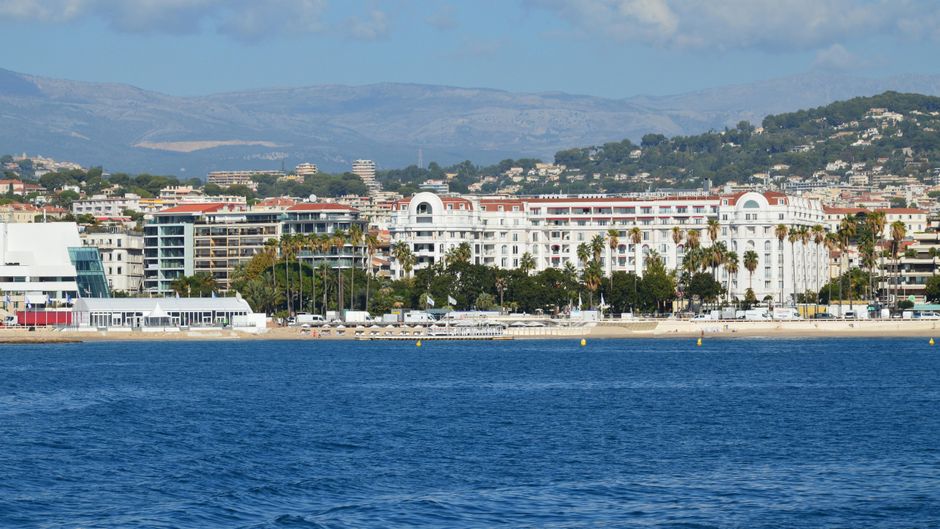 Choisir une Agence Immobilière dans les Alpes-Maritimes