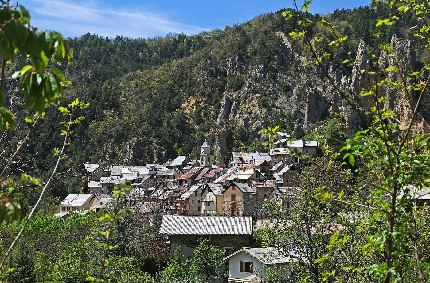 Péone