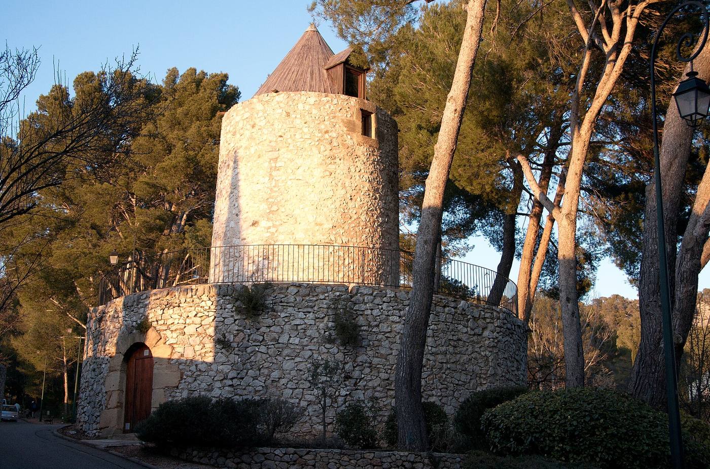 Le Tholonet
